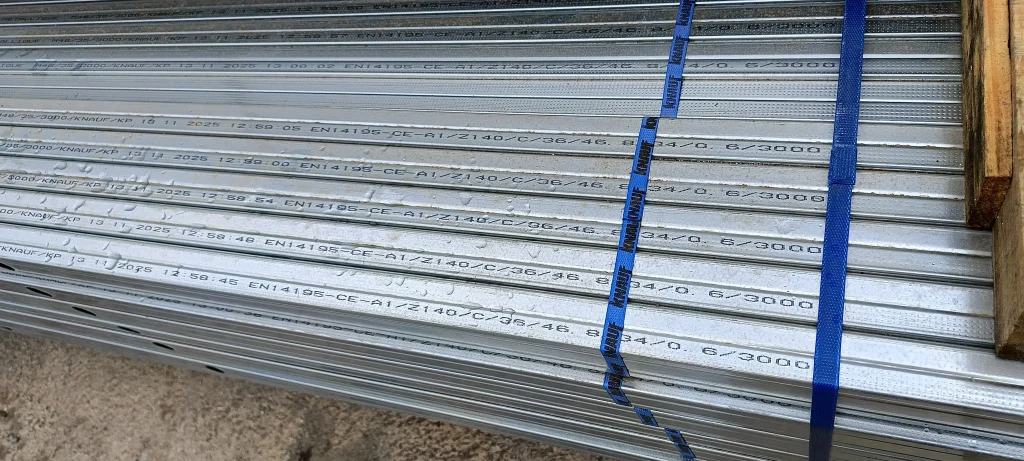 montant 48mm knauf ossatures métalliques knauf