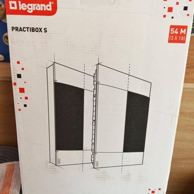 Tableau Encastré LeGrand 54M